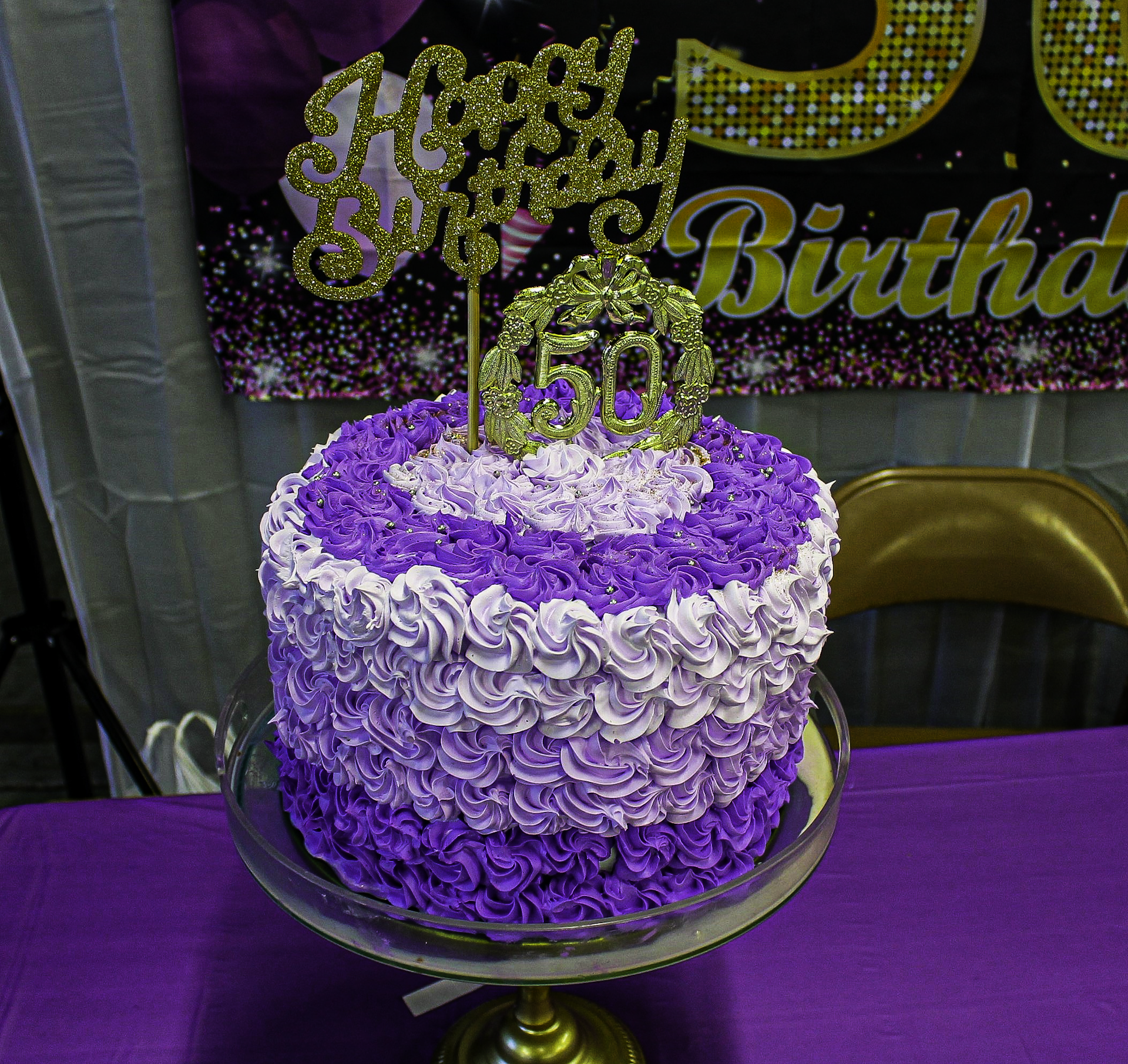 Large cake for a quinceañera, 15 year old party